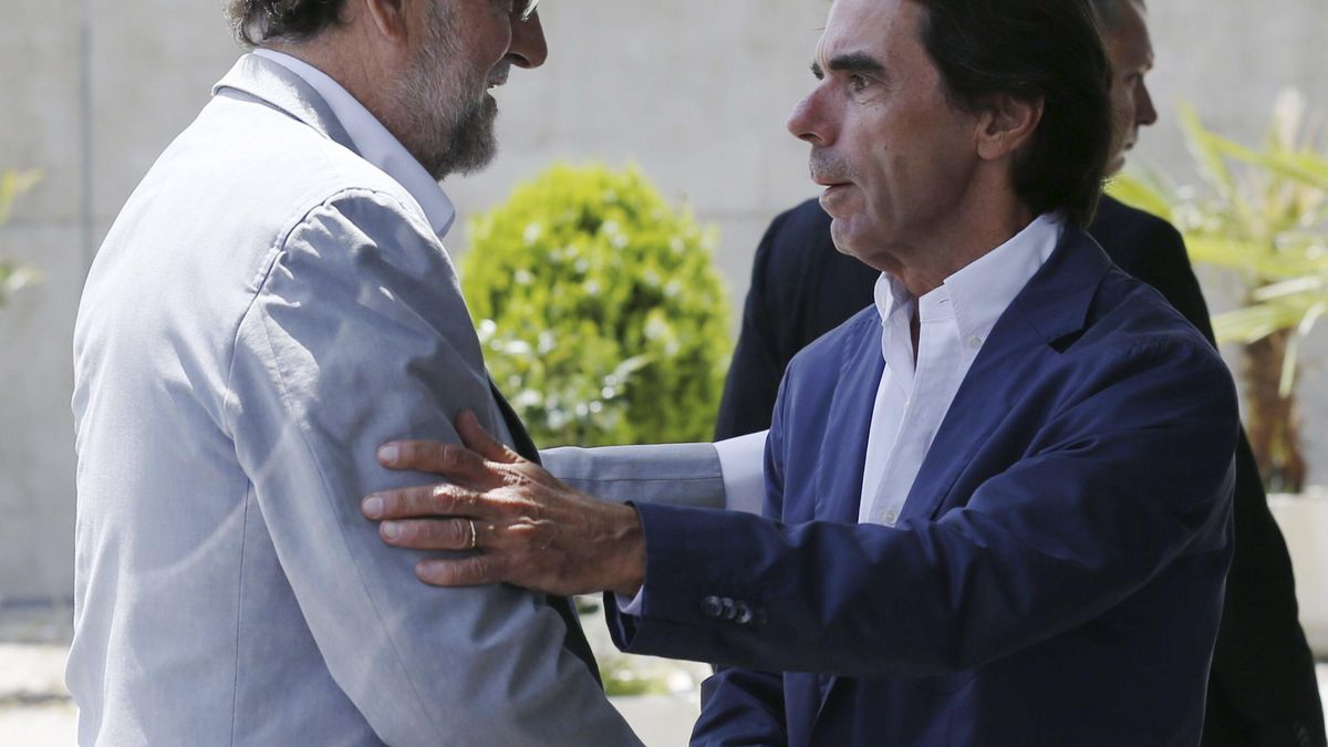 El penúltimo recado de Aznar: dos mandatos de Rajoy "son suficientes"