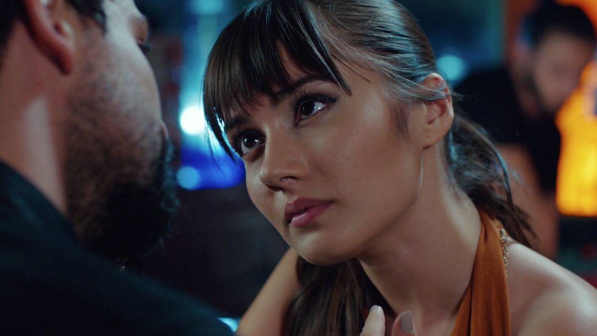 "Esa mirada lo cambia todo": Zeynep se va de la lengua con Alihan en 'Pecado original'