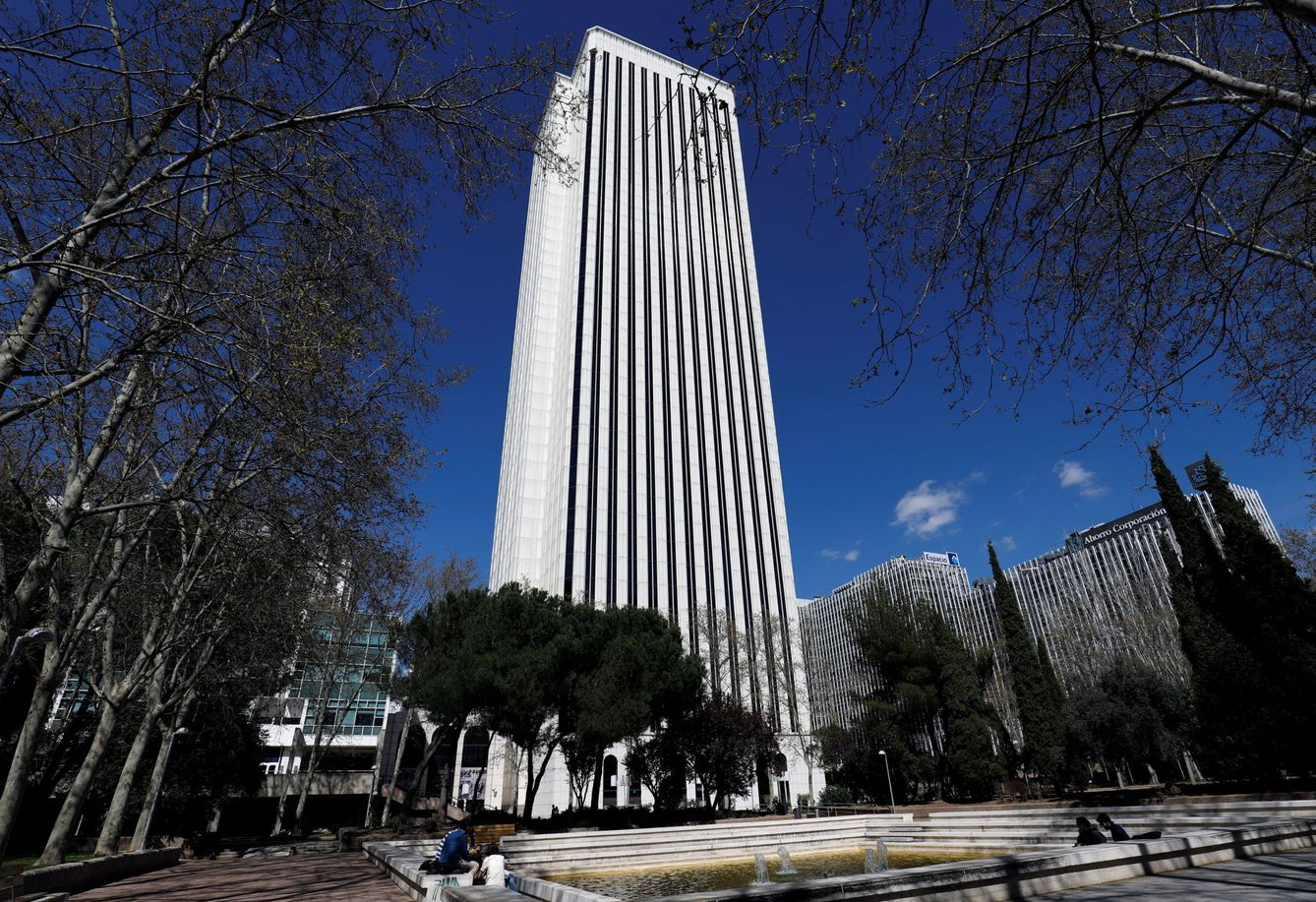 Sede de la Torre Picasso en Madrid. (Reuters/Juan Medina)