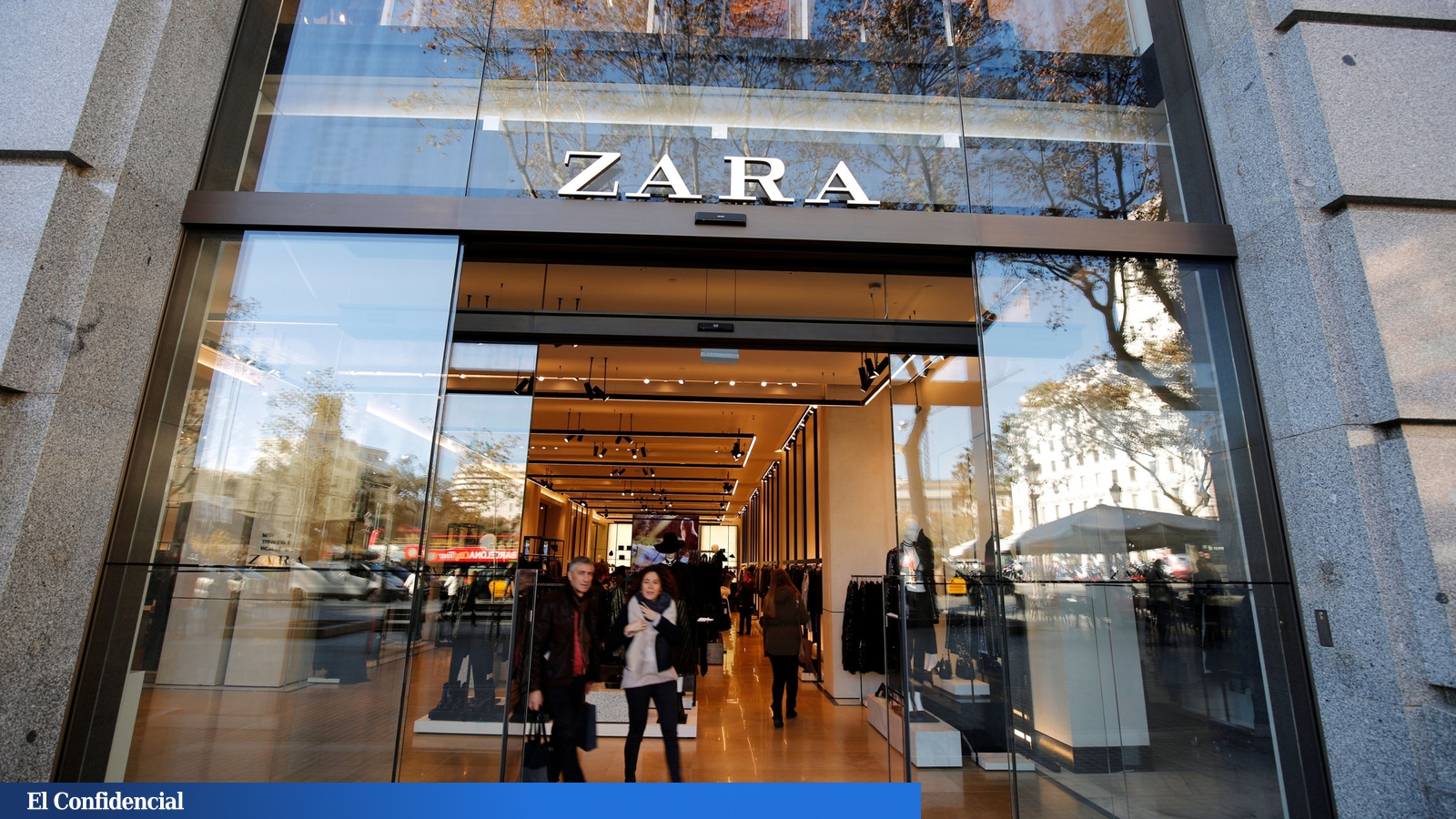 Zara abre en València su tienda más tecnológica y grande de la