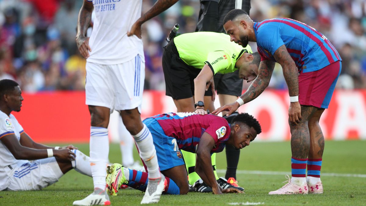 El miedo del Barça con Ansu Fati: fuera de la lista ante el Rayo por molestias en su rodilla