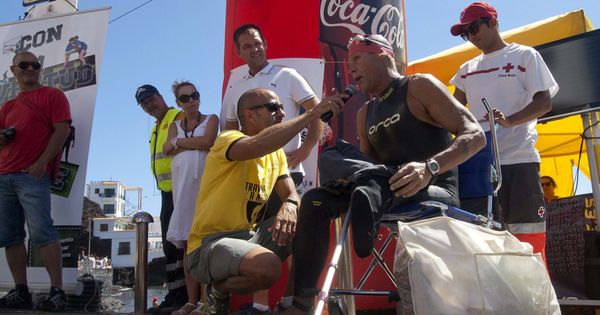 Foto: Carmelo Santana fallecía a los 59 años durante su travesía alrededor de Gran Canaria (EFE/Gelmert Finol)