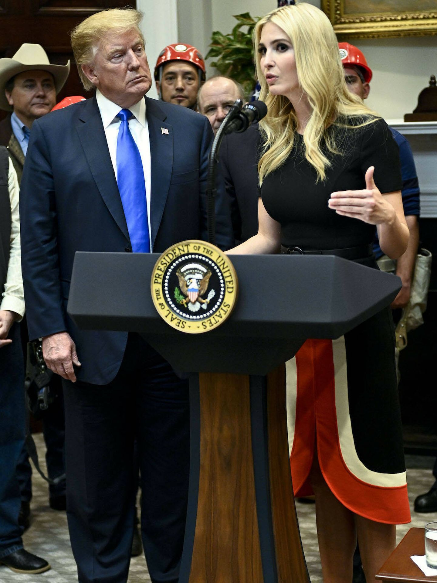 Ivanka Trump, en la Casa Blanca con el vestido de Michael Kors. (EFE)