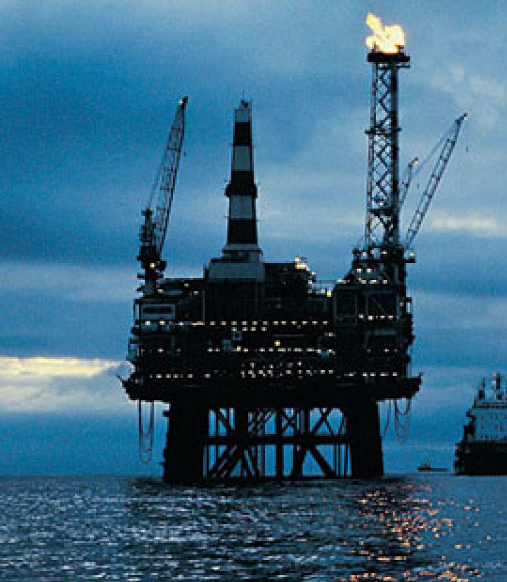Foto: El petróleo de la OPEP baja un 1 % y cotiza a 98,78 dólares por barril