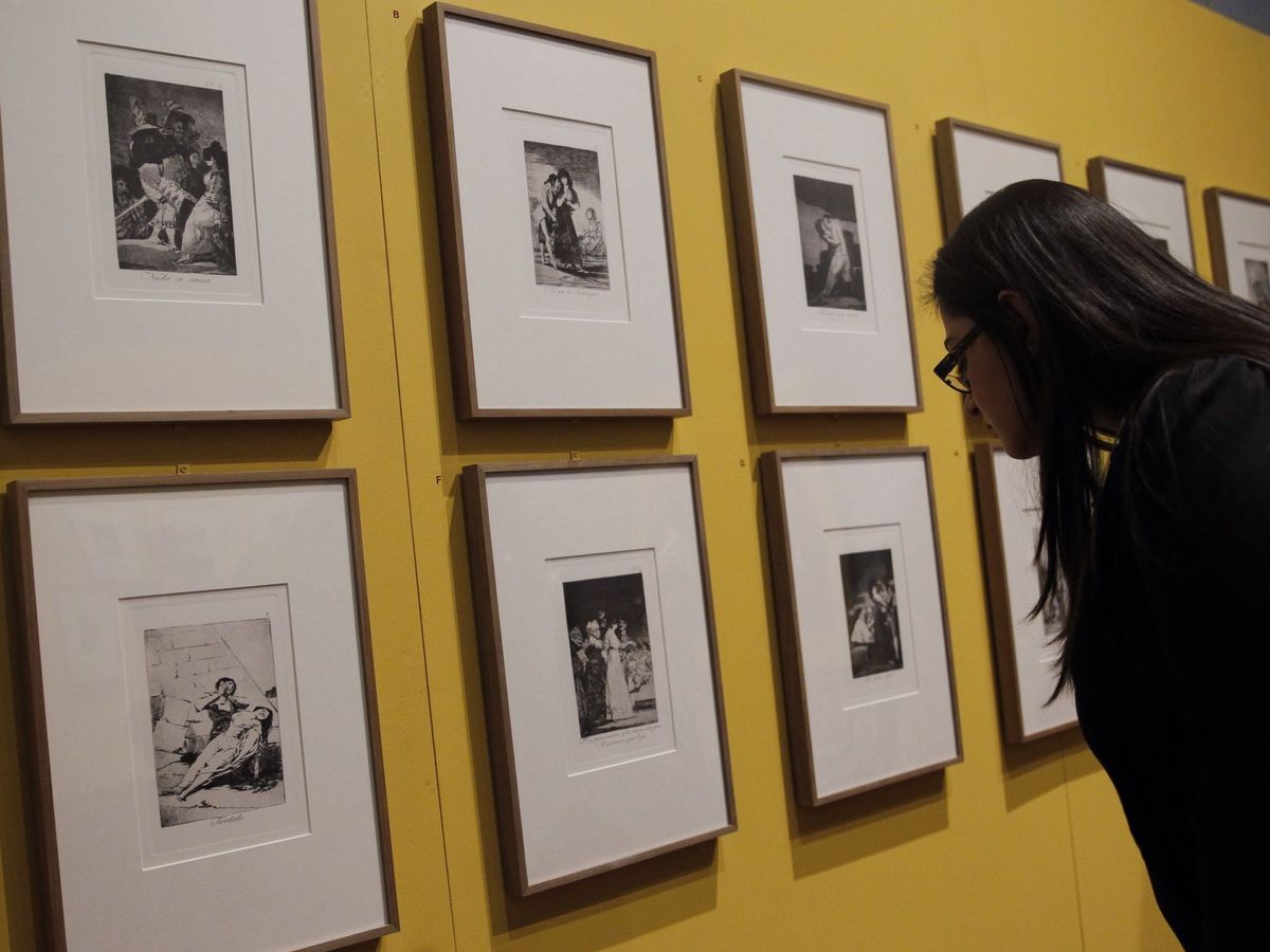 Foto: Imagen de archivo de varios de los grabados que componen la serie 'Los Caprichos' de Goya. (EFE)