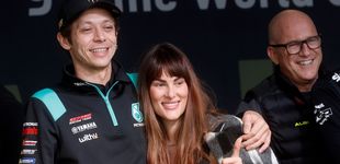 Post de De esta manera tan curiosa han anunciado Valentino Rossi y Francesca Sofia Novello el sexo de su segundo hijo