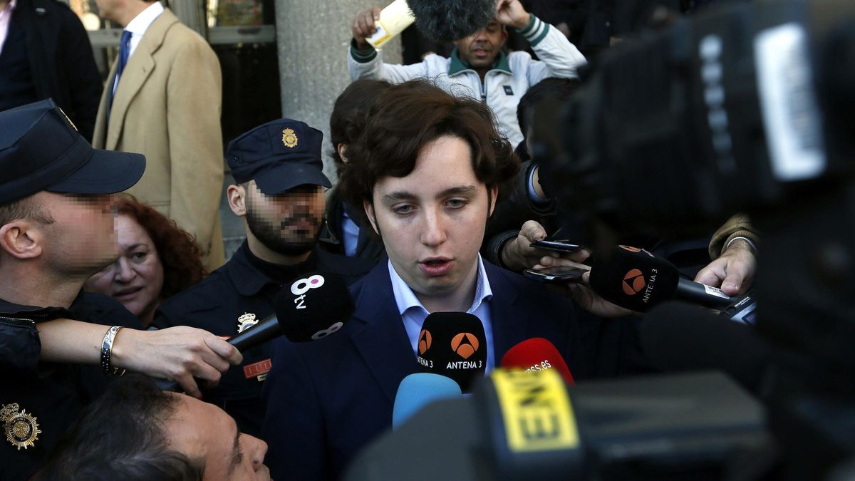 El pequeño Nicolás, procesado por injurias al CNI, se enfrenta a una multa de 180.000 euros 