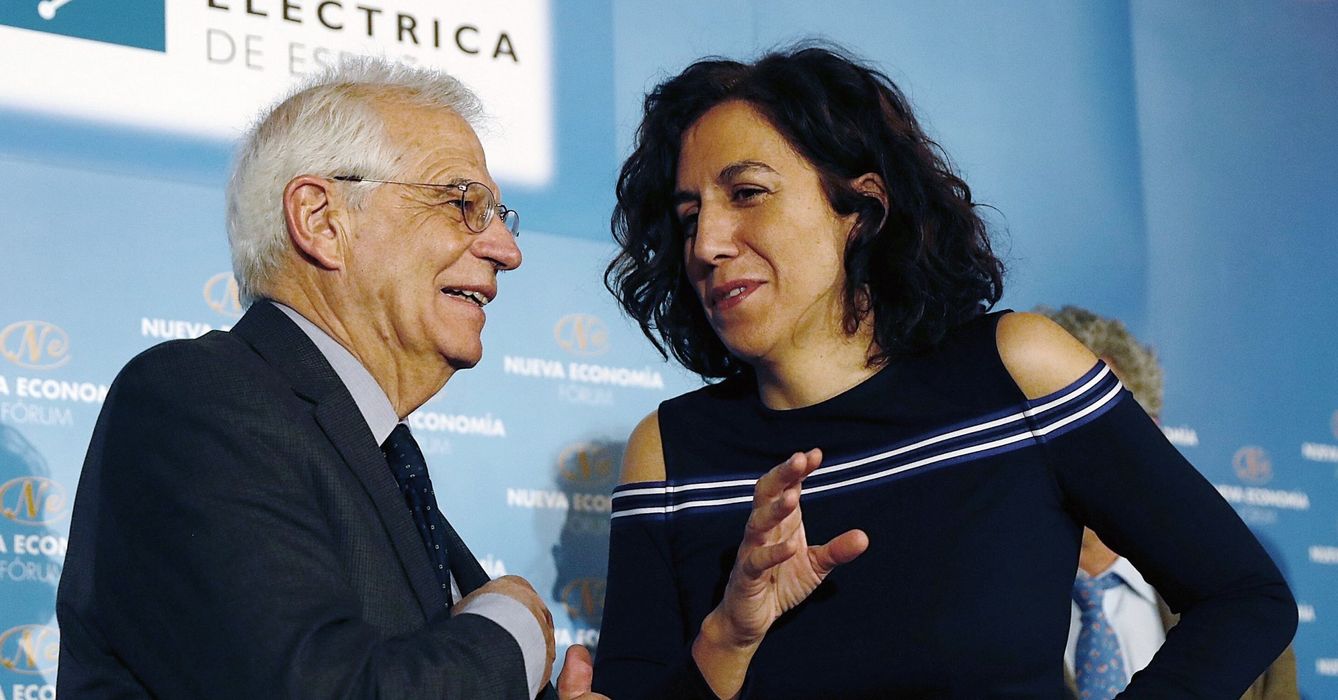 Josep Borrell e Irene Lozano. (EFE)