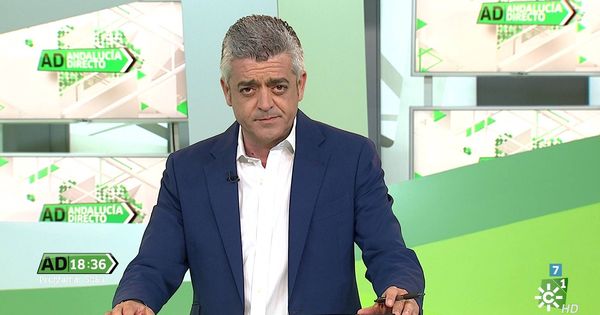 Foto: Modesto Barragán, presentador de 'Andalucía Directo'. (Canal Sur)