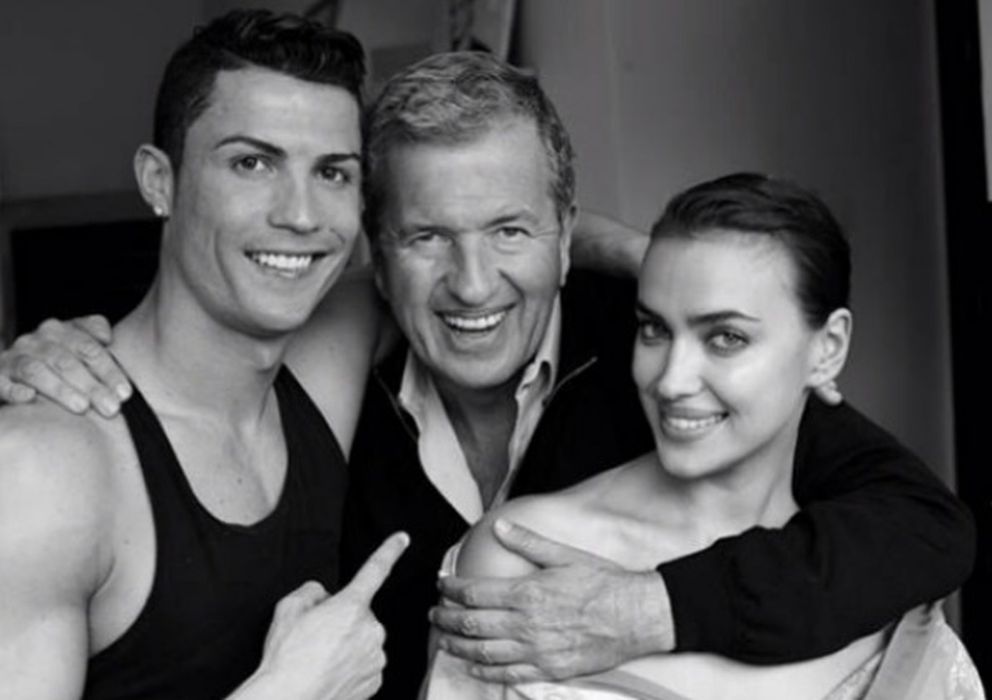 Foto: Cristiano Ronaldo e Irina Shayk junto a Mario Testino (Instagram Vogue España)