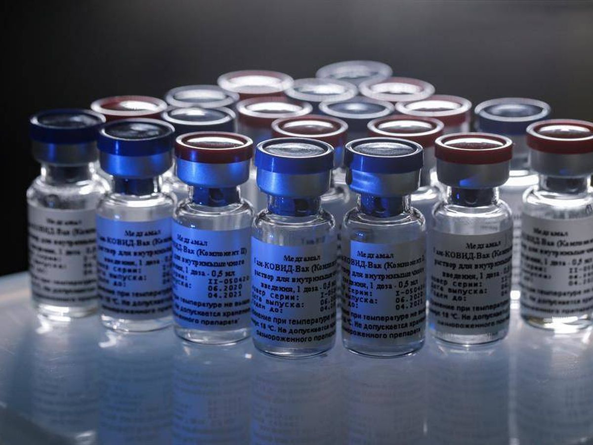 Foto: Una de las partidas producidas por Rusia de la vacuna contra el covid-19. (EFE)