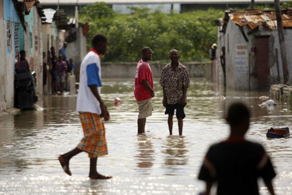 Foto: Aumentan a casi 800 las víctimas por cólera
