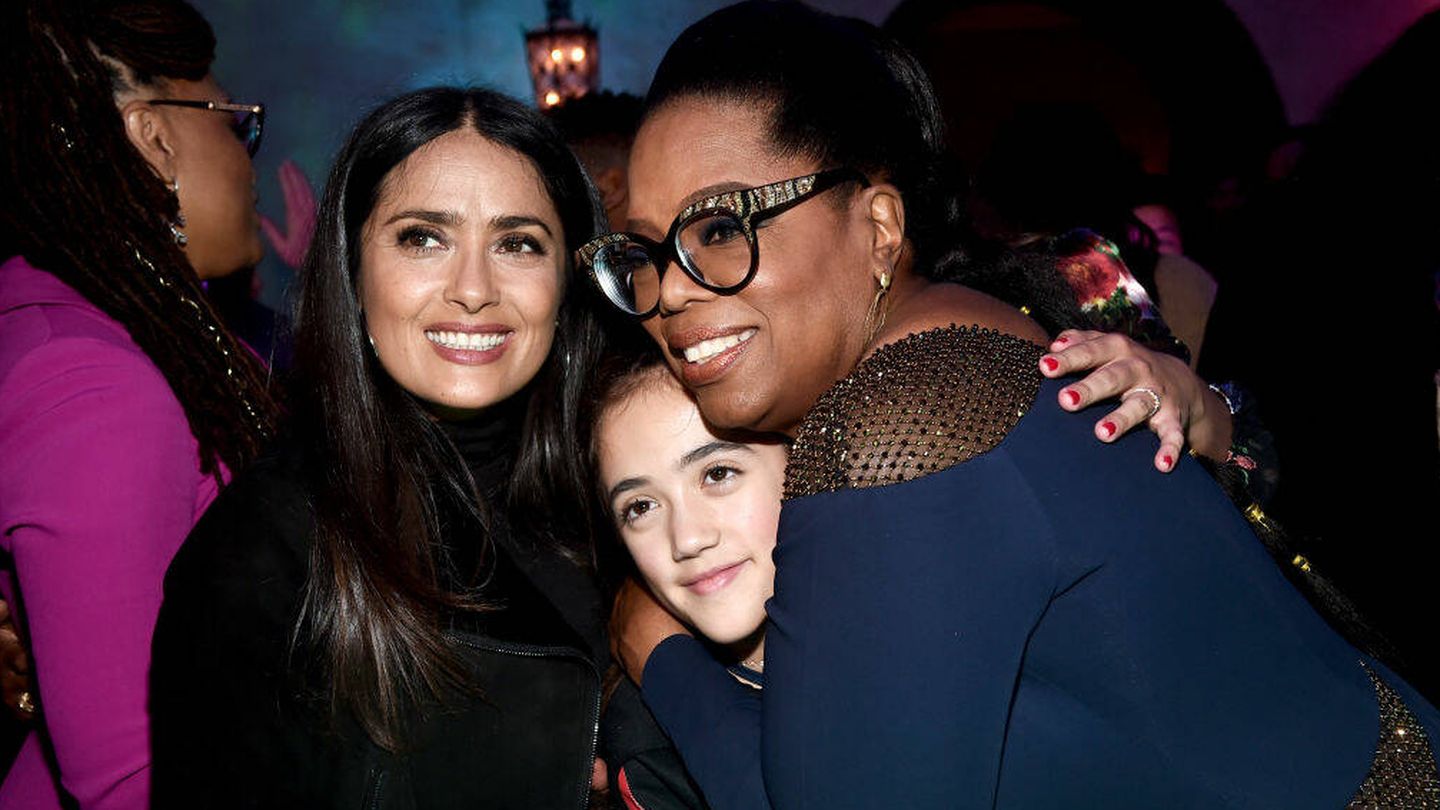 Salma, con su hija Valentina y Oprah.