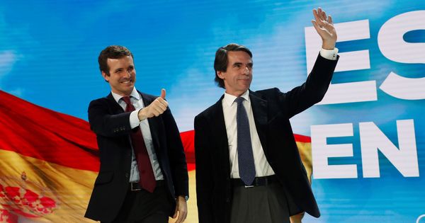 Foto: El expresidente José María Aznar junto al líder del PP, Pablo Casado. (EFE)