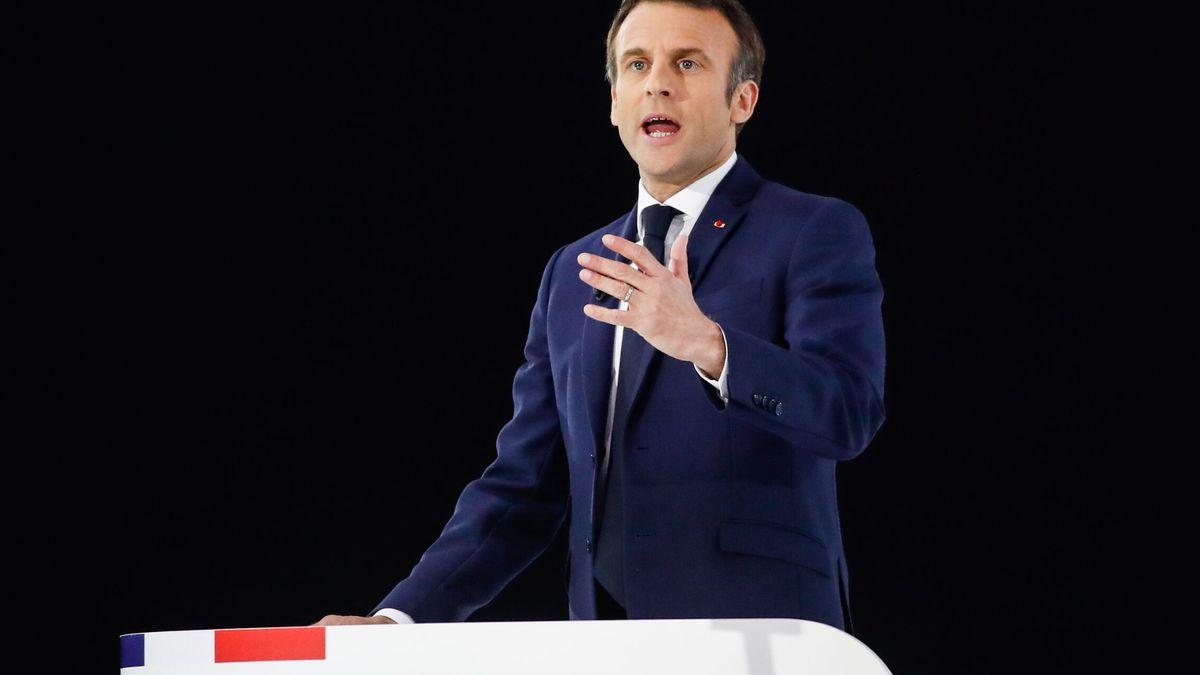Macron propone el embargo europeo al petróleo y al carbón ruso tras la masacre de Bucha