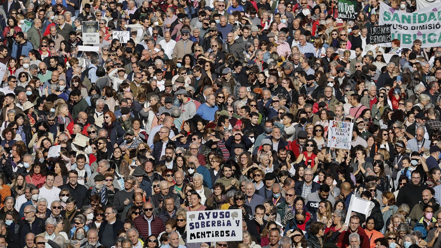 Manifestación por la sanidad pública en Madrid. (EFE/Sergio Pérez)