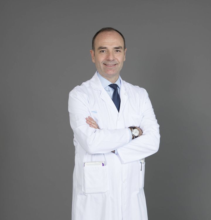 Dr. Ángel Juárez.