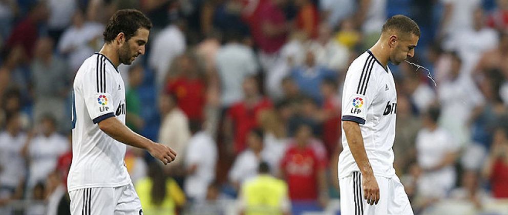Foto: Higuaín y Benzema ni convencen, ni están a gusto con su situación en el Real Madrid