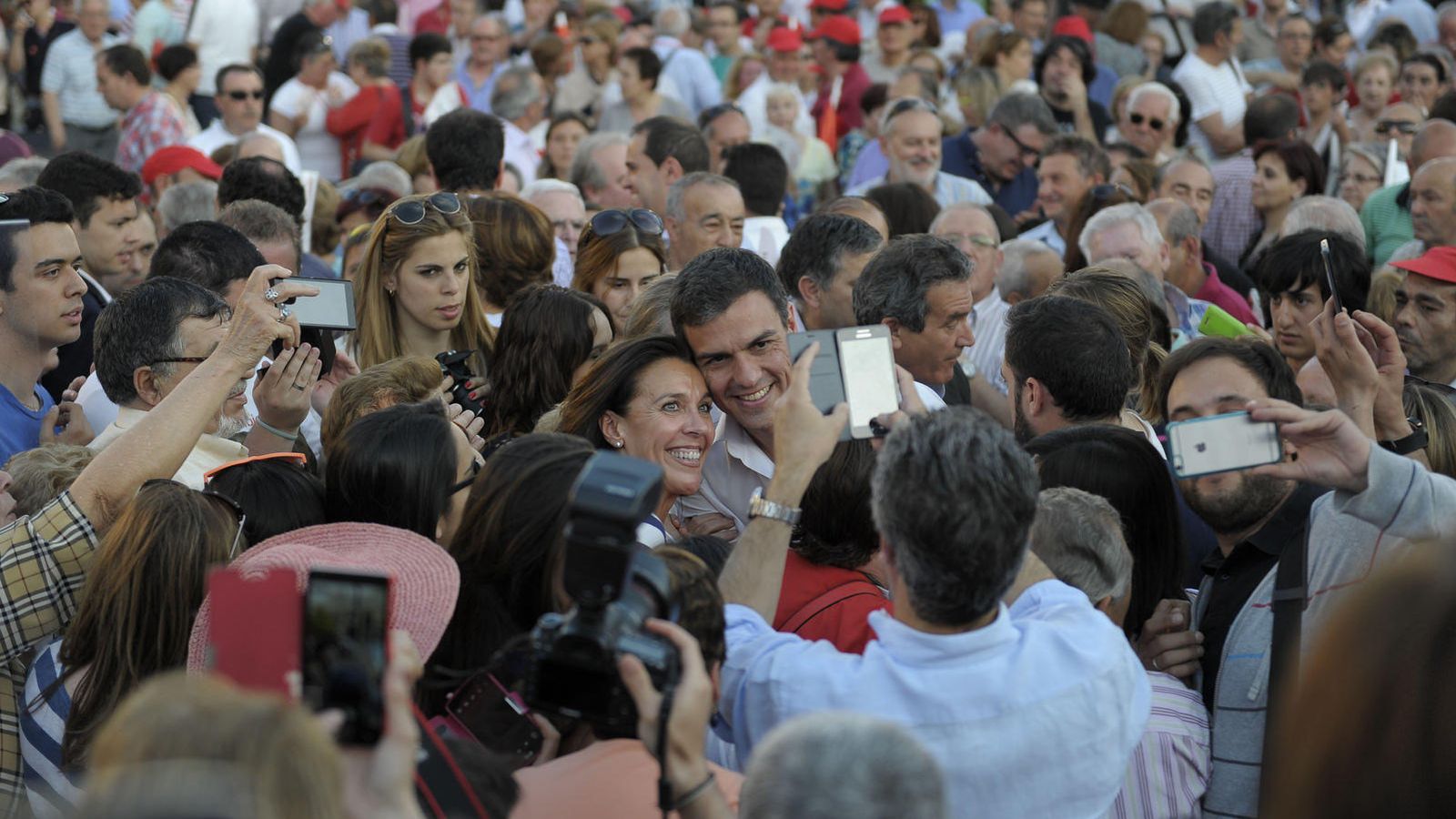 Foto: Pedro Sánchez, durante un mitin en Valladolid en la campaña del 24-M. (FLICKR PSOE)
