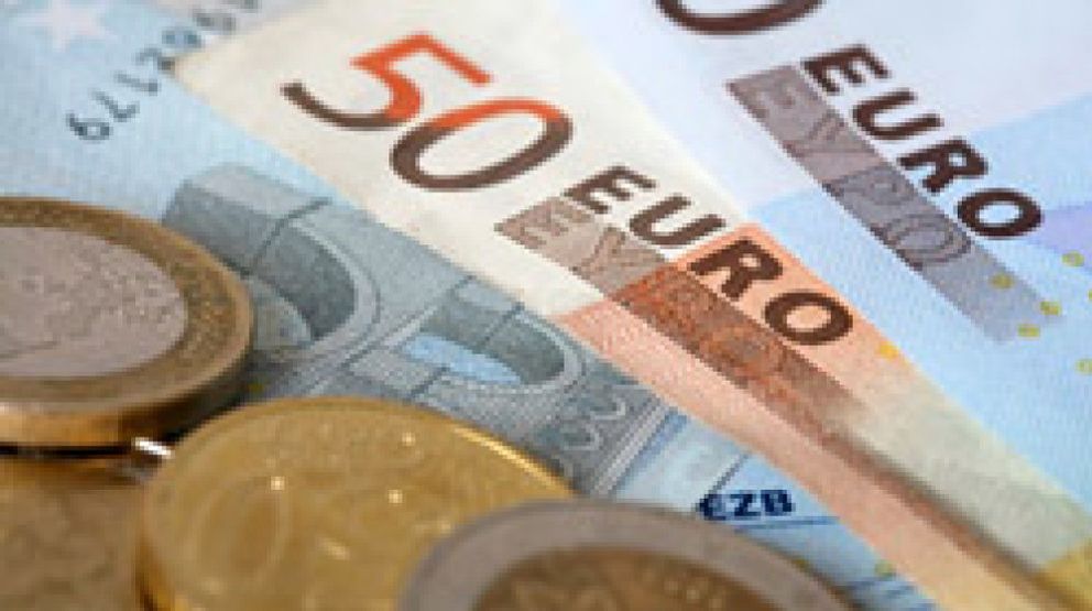 Foto: El euro no aguanta el tirón y vuelve a enfilar mínimos de 2006