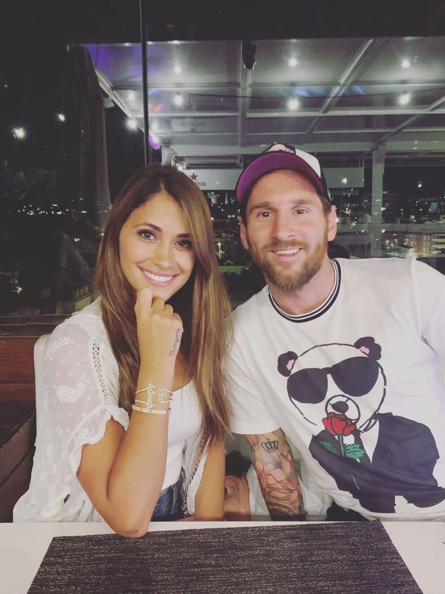 Leo Messi y su mujer, Antonela Roccuzzo. (Instagram @antonelaroccuzzo)