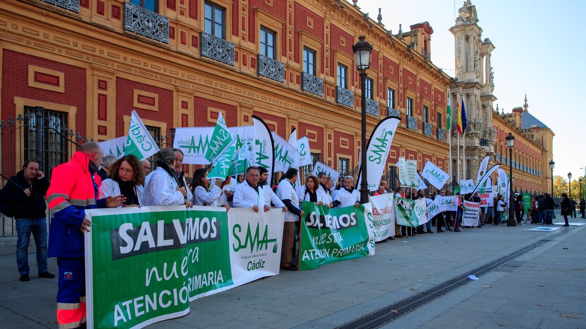 El Gobierno andaluz negocia con los médicos para evitar la huelga de finales de enero