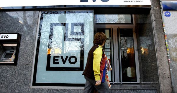 Foto: Oficina de EVO Banco en Madrid. (EFE)