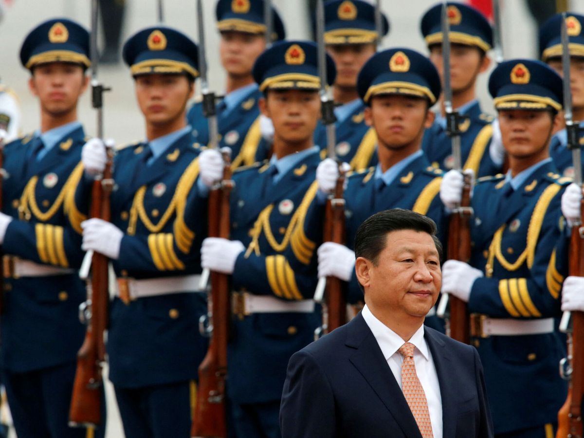 Foto: Xi Jinping, junto a la Guardia de Honor de China. (Reuters/Kim Kyung-Hoon)