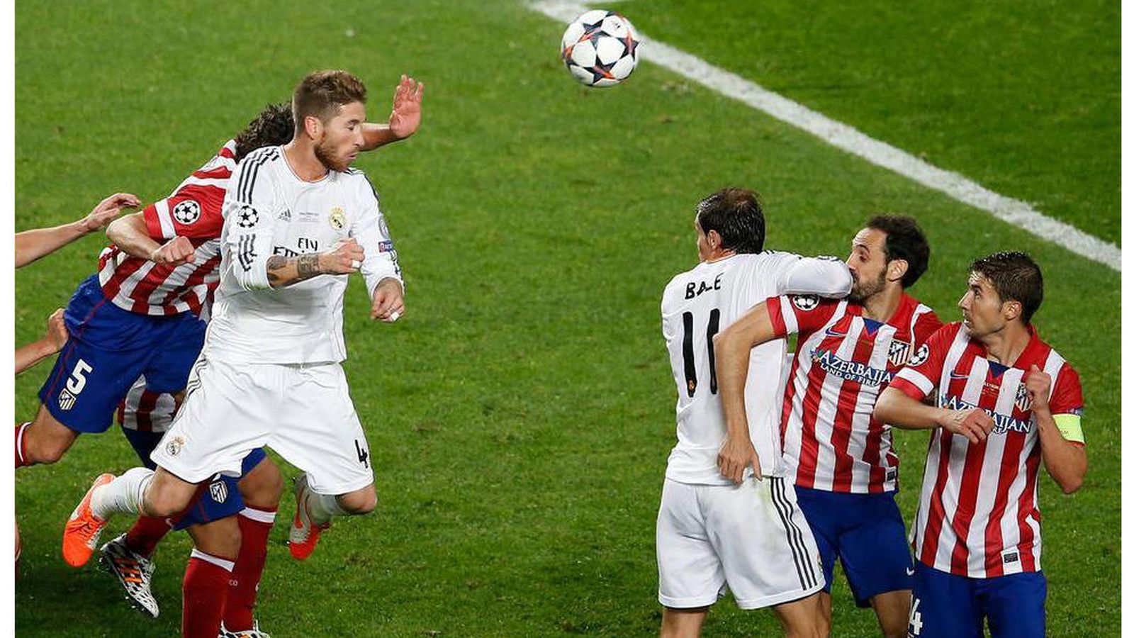 Foto: El gol de Sergio Ramos en el minuto 93 de la final de la Champions entre Real Madrid y Atlético que llevó el partido a la prórroga. (EFE)