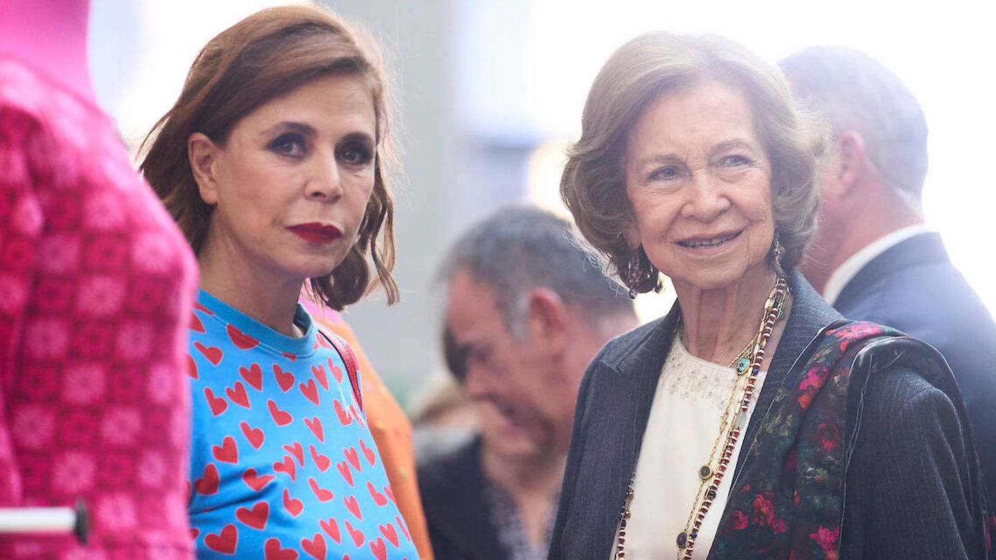Ágatha Ruiz de la Prada y la reina Sofía, en el Rastrillo de Nuevo Futuro 2023. (LP)