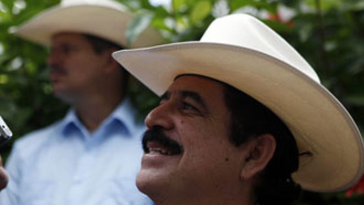 Zelaya desconfía del diálogo con el Gobierno hondureño de facto