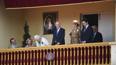 Todas las imágenes de la emotiva despedida del rey Juan Carlos