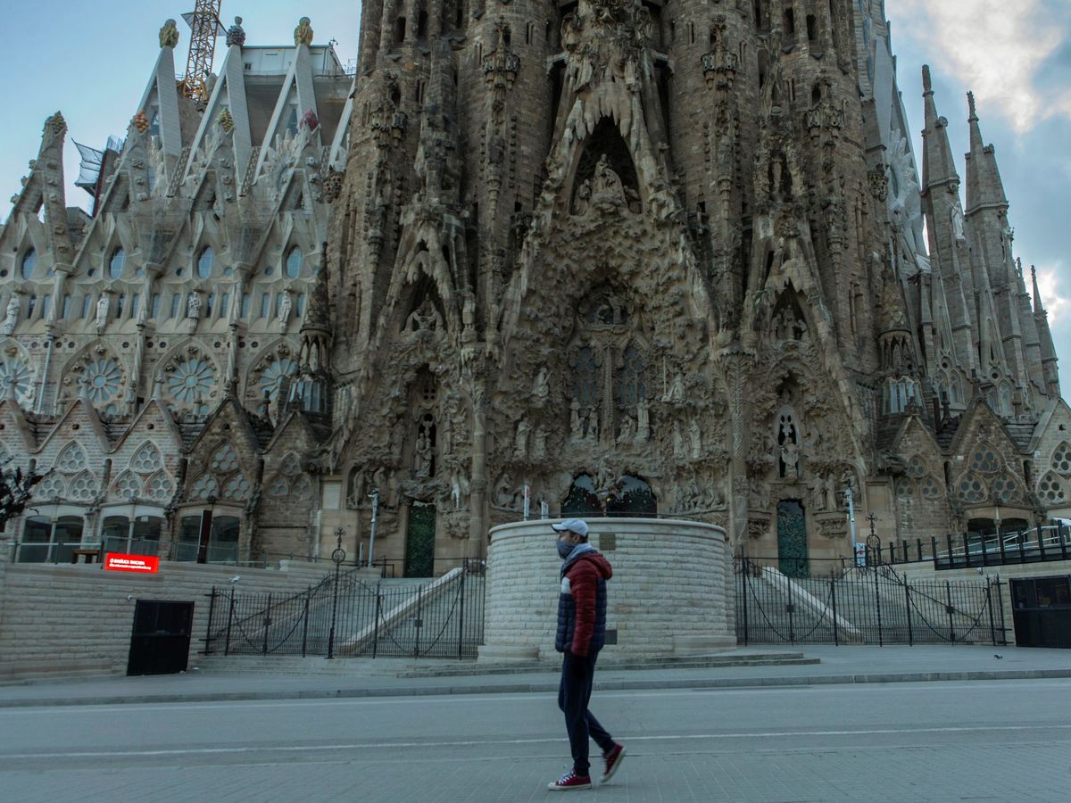 Foto: La Sagrada Familia, sin colas para entrar. (EFE)