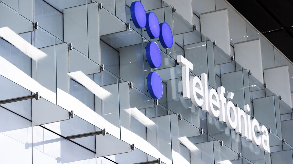 Telefónica estudia vender parte de su filial tecnológica, valorada en torno a 2.000 millones