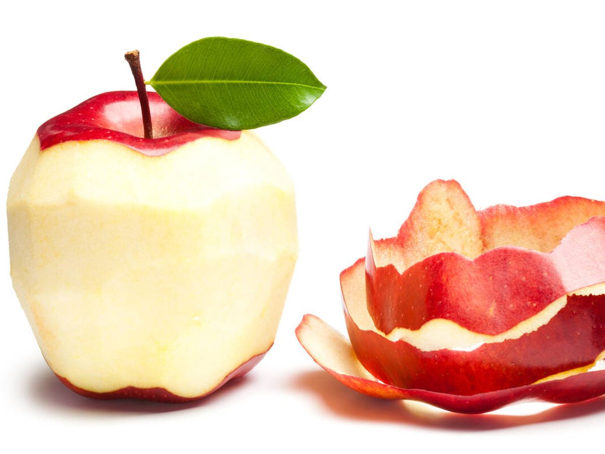 Foto: En algunas frutas peladas estamos perdiendo antiinflamatorios y antioxidantes. (iStock)