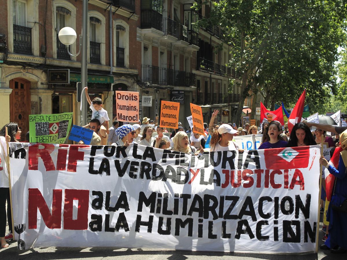Foto: Manifestación de apoyo al Movimiento Popular en el Rif en Madrid del año 2017. (EFE/Víctor Lerena)