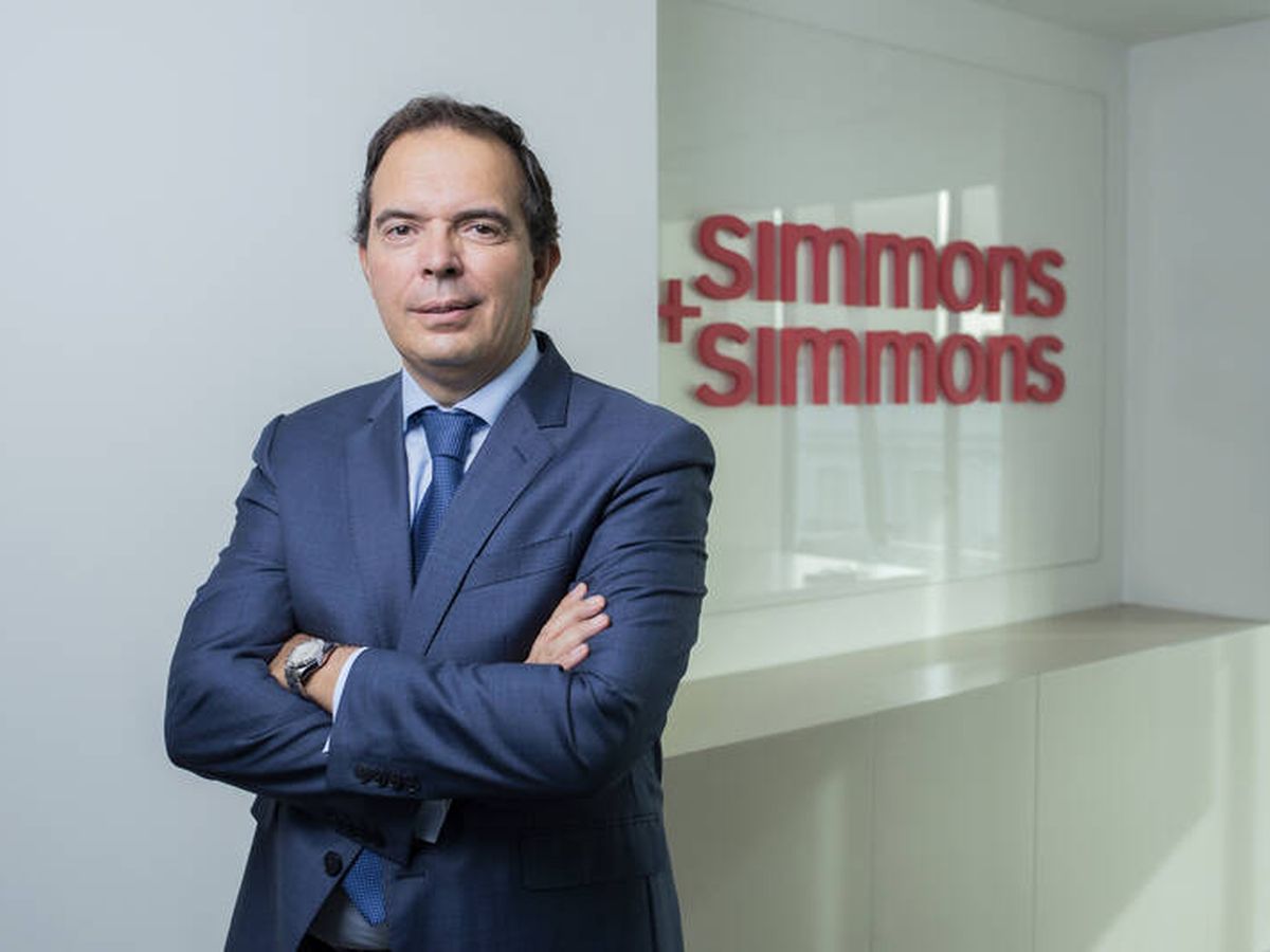 Foto: Francisco de León, nuevo socio de M&A de Simmons.