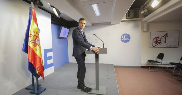 Foto: El presidente del Gobierno, Pedro Sánchez, en rueda de prensa tras concluir el Consejo Europeo extraordinario. (EFE)
