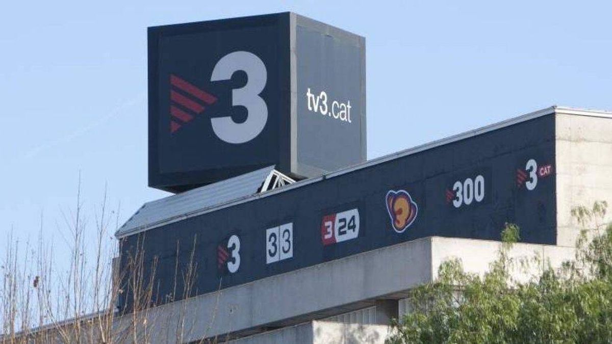 TV3 abandona a los presos del 'procés' al admitir que la 'publi' del 1-O fue de pago