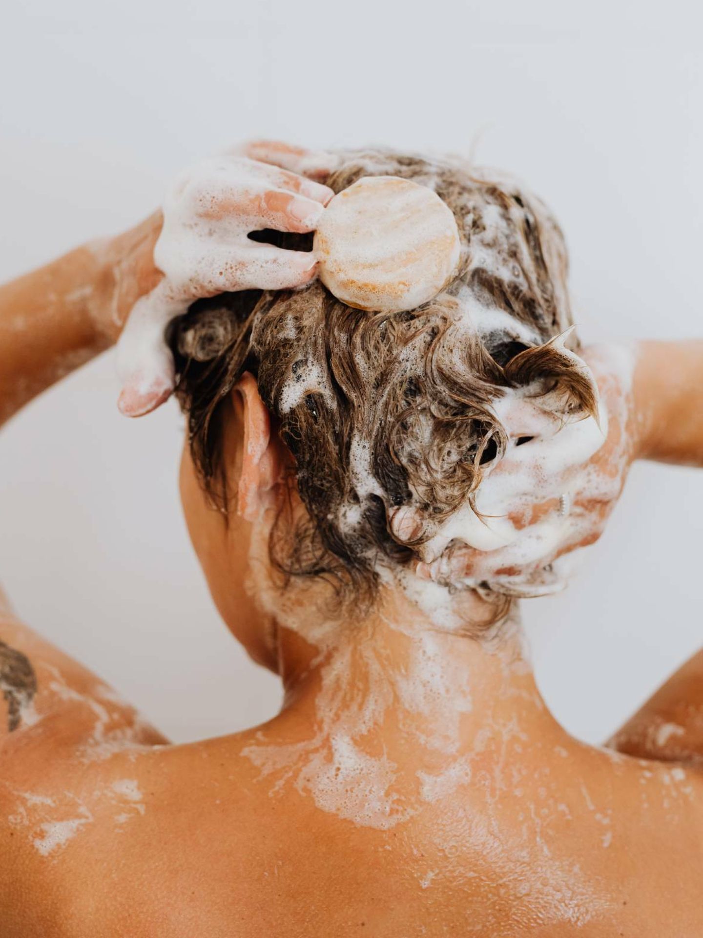 La frecuencia de lavado de pelo depende de cada persona. (Karolina Grabowska para Pexels)