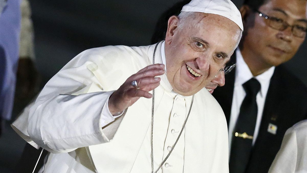 El Papa irrumpe en la polémica de Charlie: "La libertad de expresión tiene un límite"