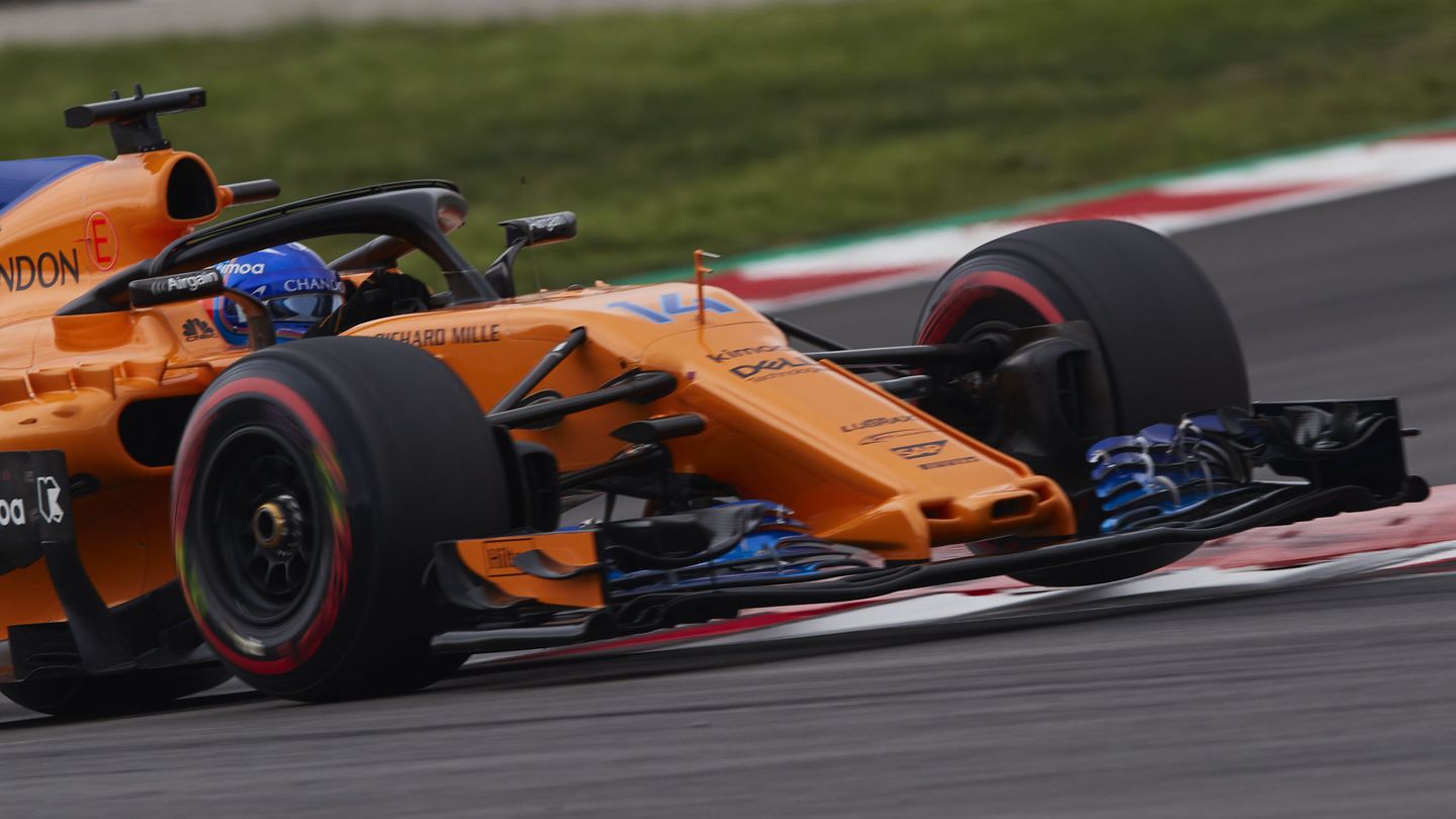 El nuevo morro del McLaren es una de las claves de su mejoría en Montmeló. (EFE)