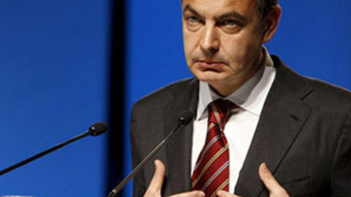 La prima de riesgo sobre España, en máximos de dos semanas, tras el anuncio de Zapatero