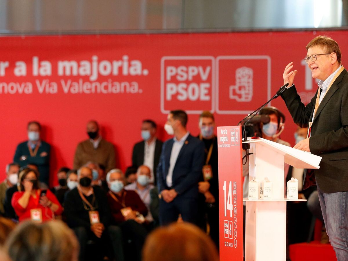Foto: Ximo Puig, en el acto de clausura del congreso del PSPV-PSOE. (EFE/Manuel Lorenzo)
