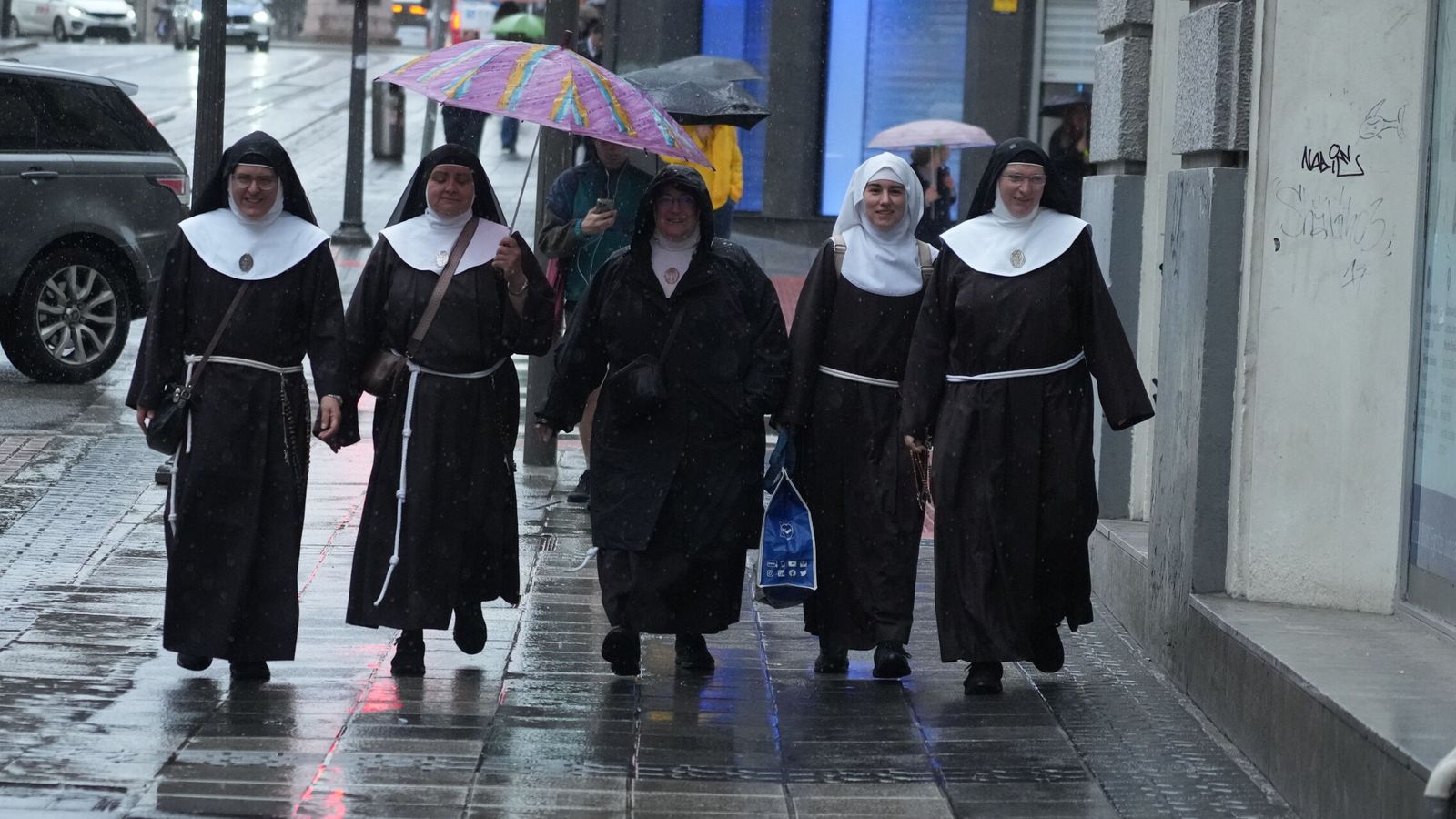 La Fiscalía pide 12 años de prisión para las 7 monjas de Belorado por maltrato a las ancianas