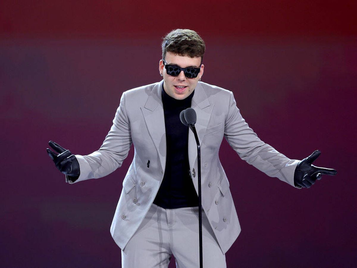 Foto: Quevedo durante los Latin Grammy 2023. (Getty Images)