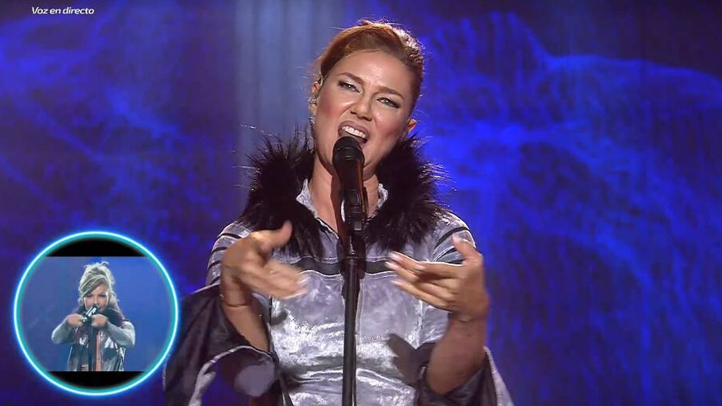 Anne Igartiburu, imitando a Thalía en 'Tu cara me suena'. (Atresmedia)