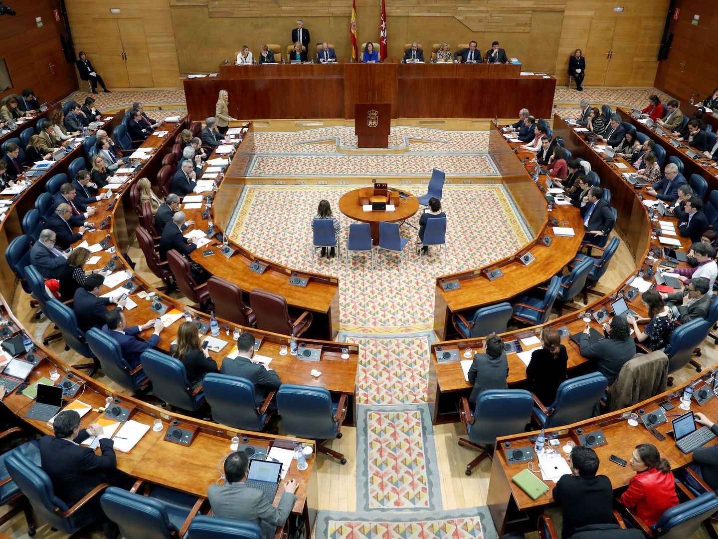 Vista general del pleno de la Asamblea de Madrid. (EFE)