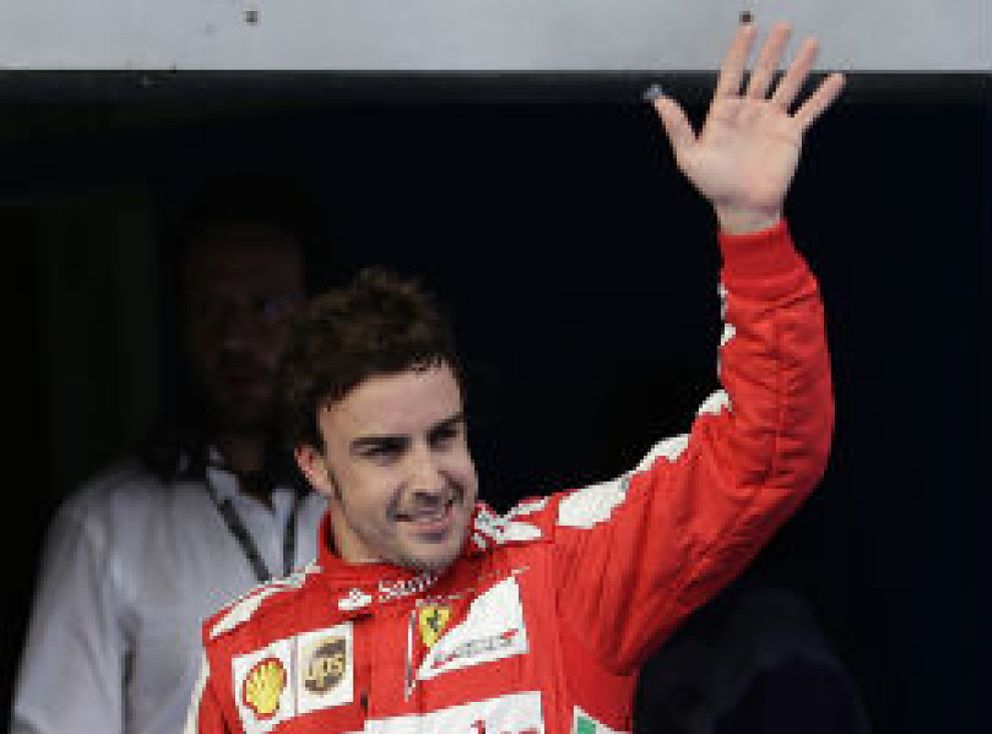 Foto: Alonso confía en luchar por "el podio y la carrera" en Malasia