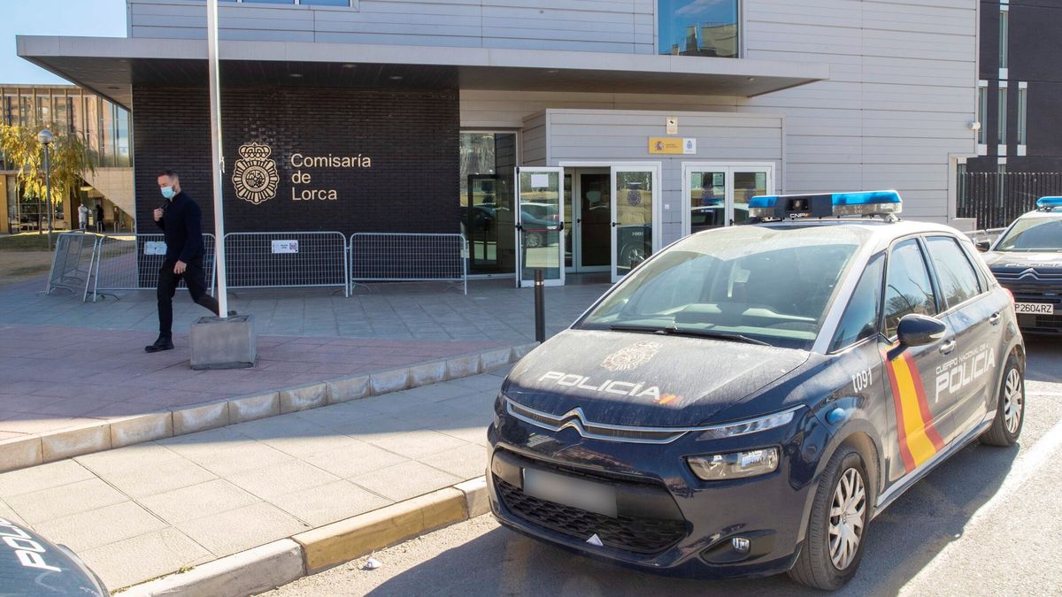 El Ayuntamiento de Lorca se querellará contra los asaltantes al pleno municipal